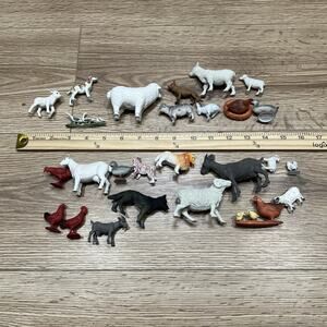 Lot of Unbranded Farm Figurines Plastic Figures Toys